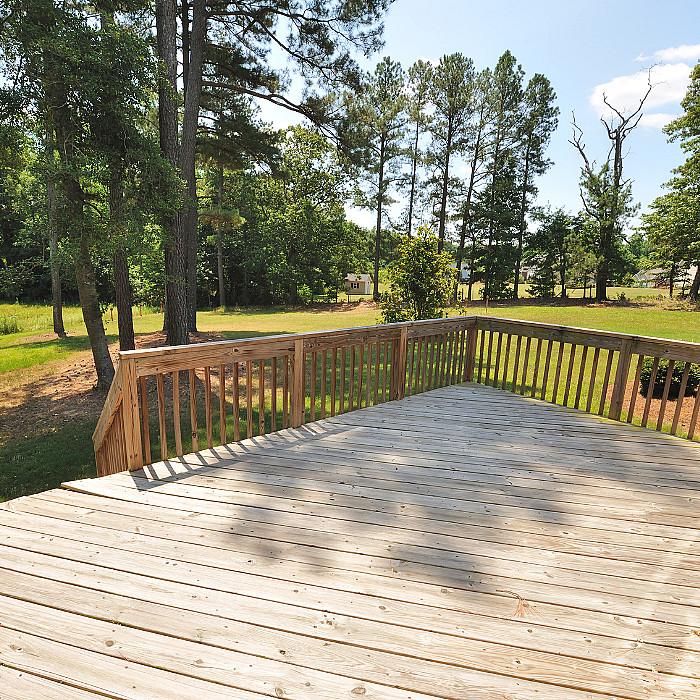 terrasse-en-bois-jardin