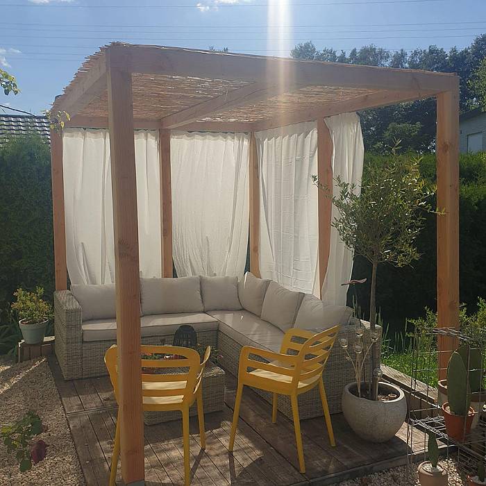 abris-de-jardin-bois-voiles-blanc